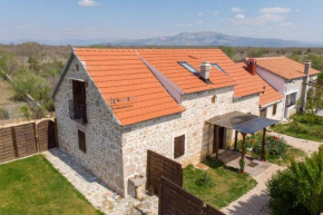 Family friendly house with a swimming pool Bogatic, Krka - 17168